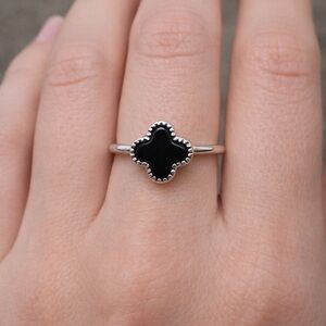 Sterling silverr 4 leaf clover ring